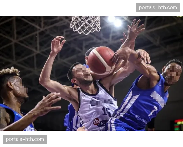 乌度卡夹击策略自我否定，领先时放弃有效防守套路